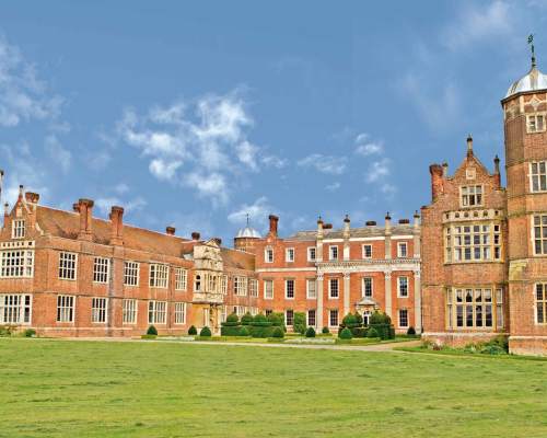 English boarding school close to London